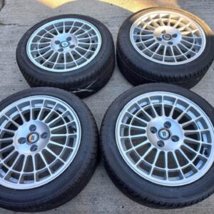 CERCHI CON GOMME LANCIA DELTA
